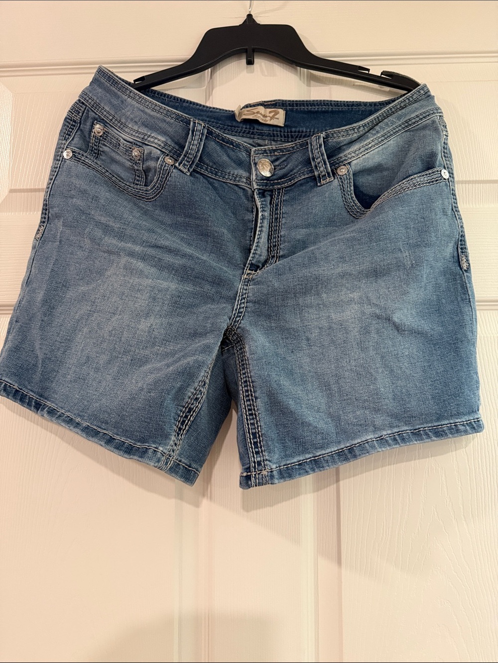 Seven7 Classic Light Blue Denim Jean Shorts